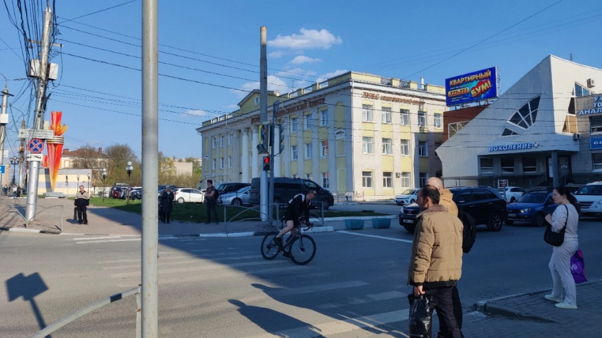 Теперь не важно, успел ли пешеход ступить на зебру: как сейчас правильно уступать дорогу