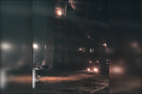 В Кирово-Чепецке загорелась квартира в многоэтажном доме