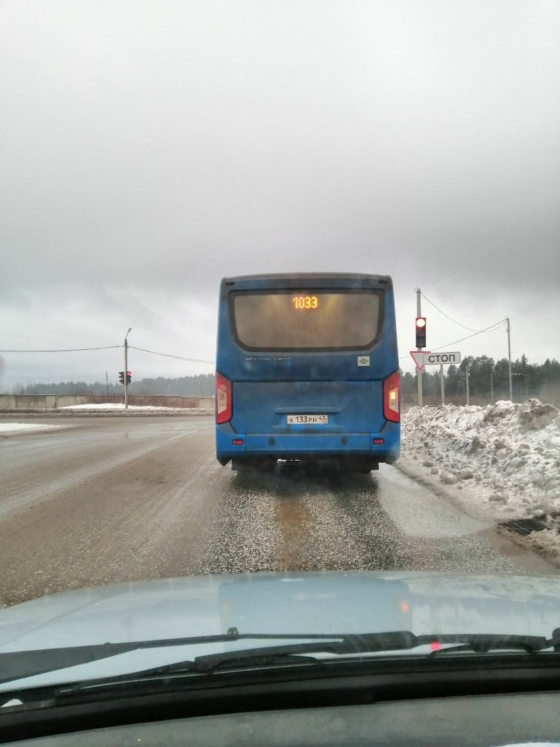 В Чепецке ребенка в мороз высадили из автобуса на трассе: прокуратура начала проверку