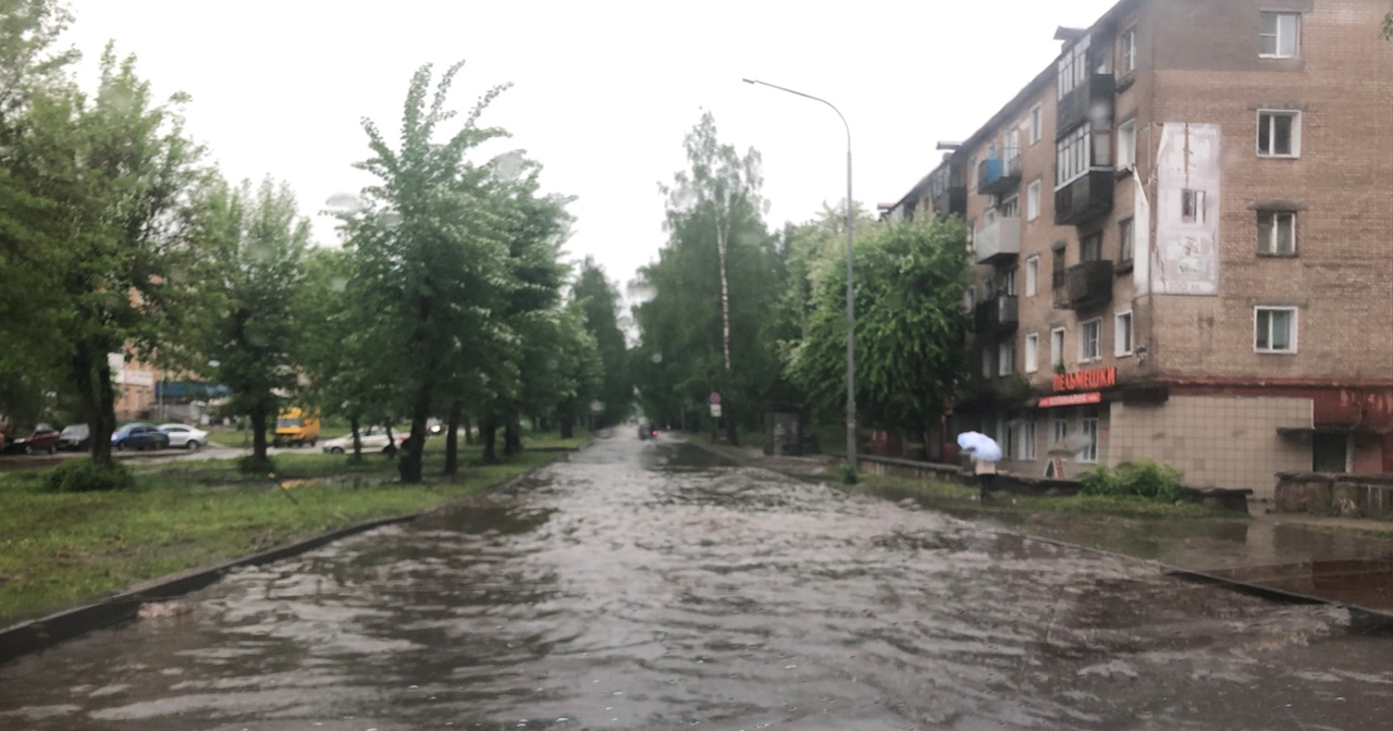 Улицы Кирово-Чепецка затопило после сильного ливня