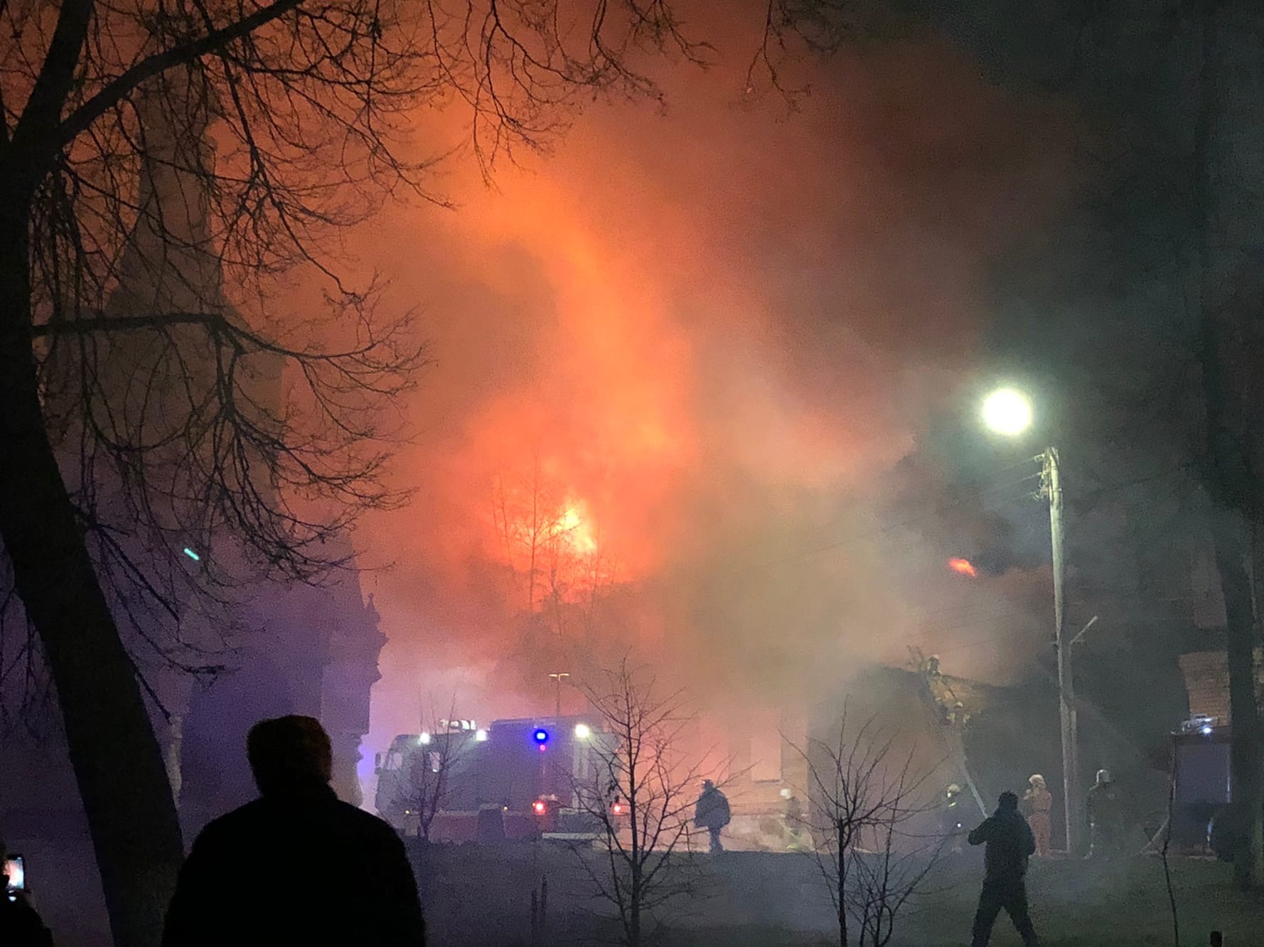В Кировской области загорелось здание районной больницы