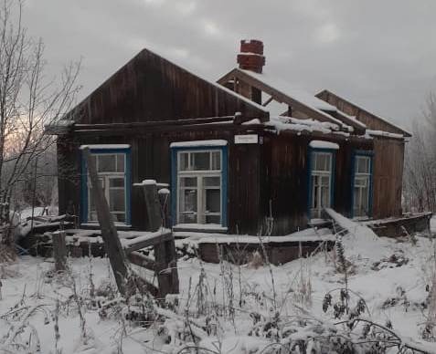 В Кировской области под завалами дома нашли тело мужчины