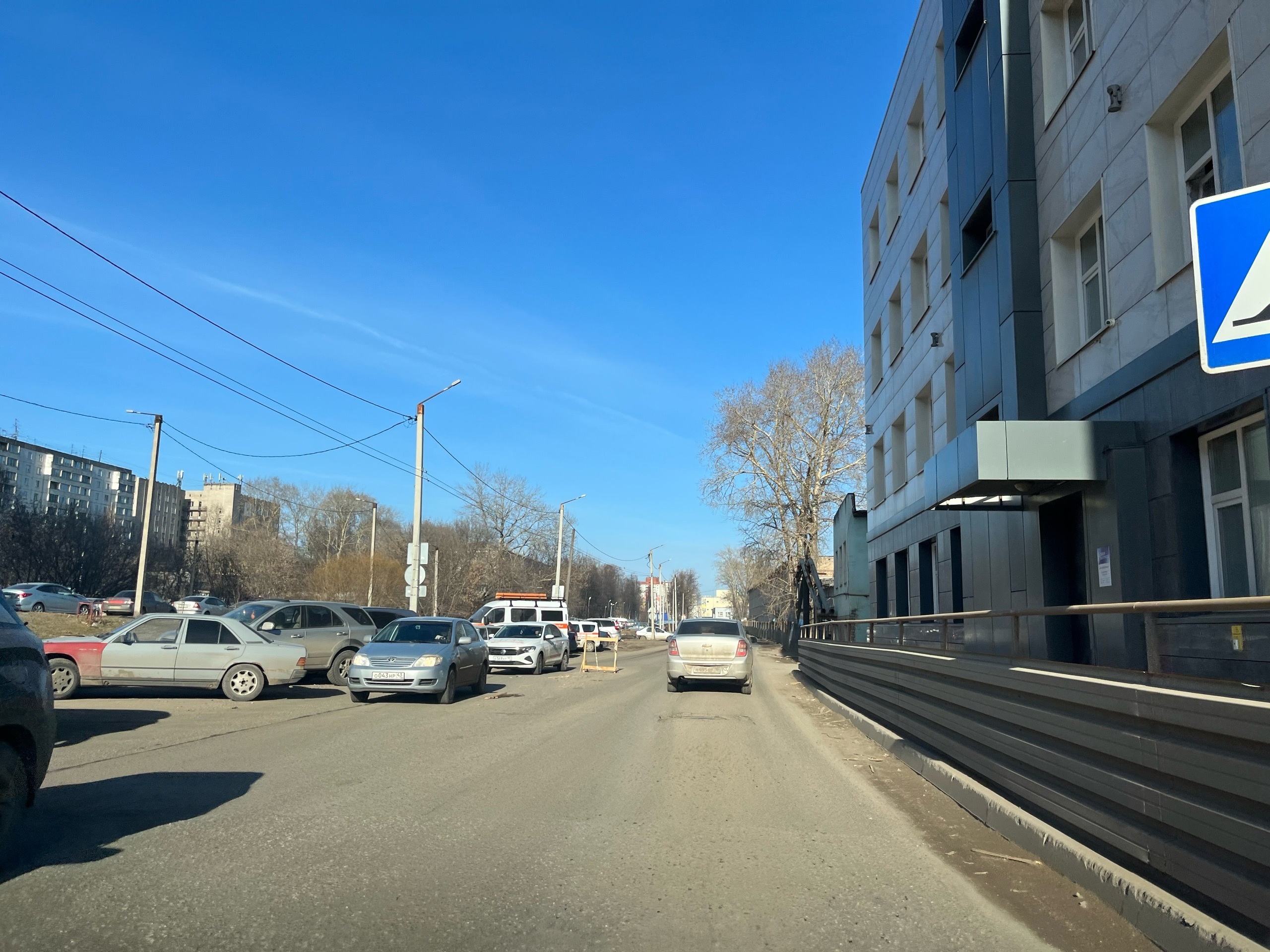 Элитные авто: в Кировской области налогом на роскошь облагаются около 30 машин 