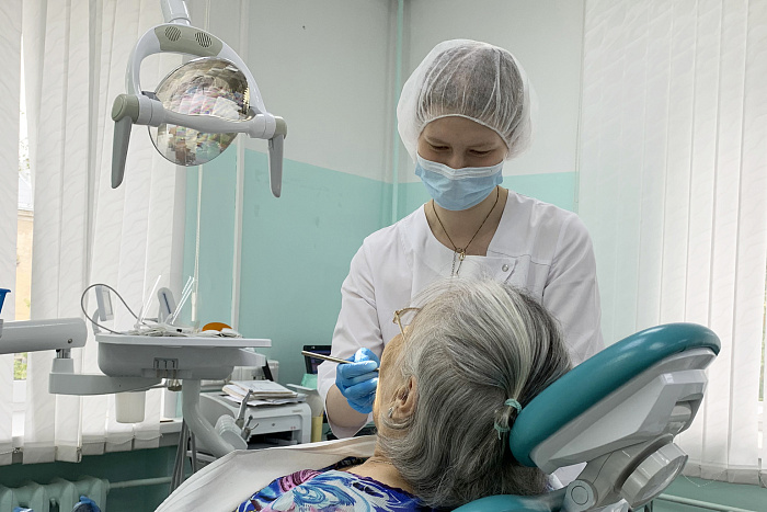 В Кирово-Чепецке выросло число сотрудников стоматологической помощи