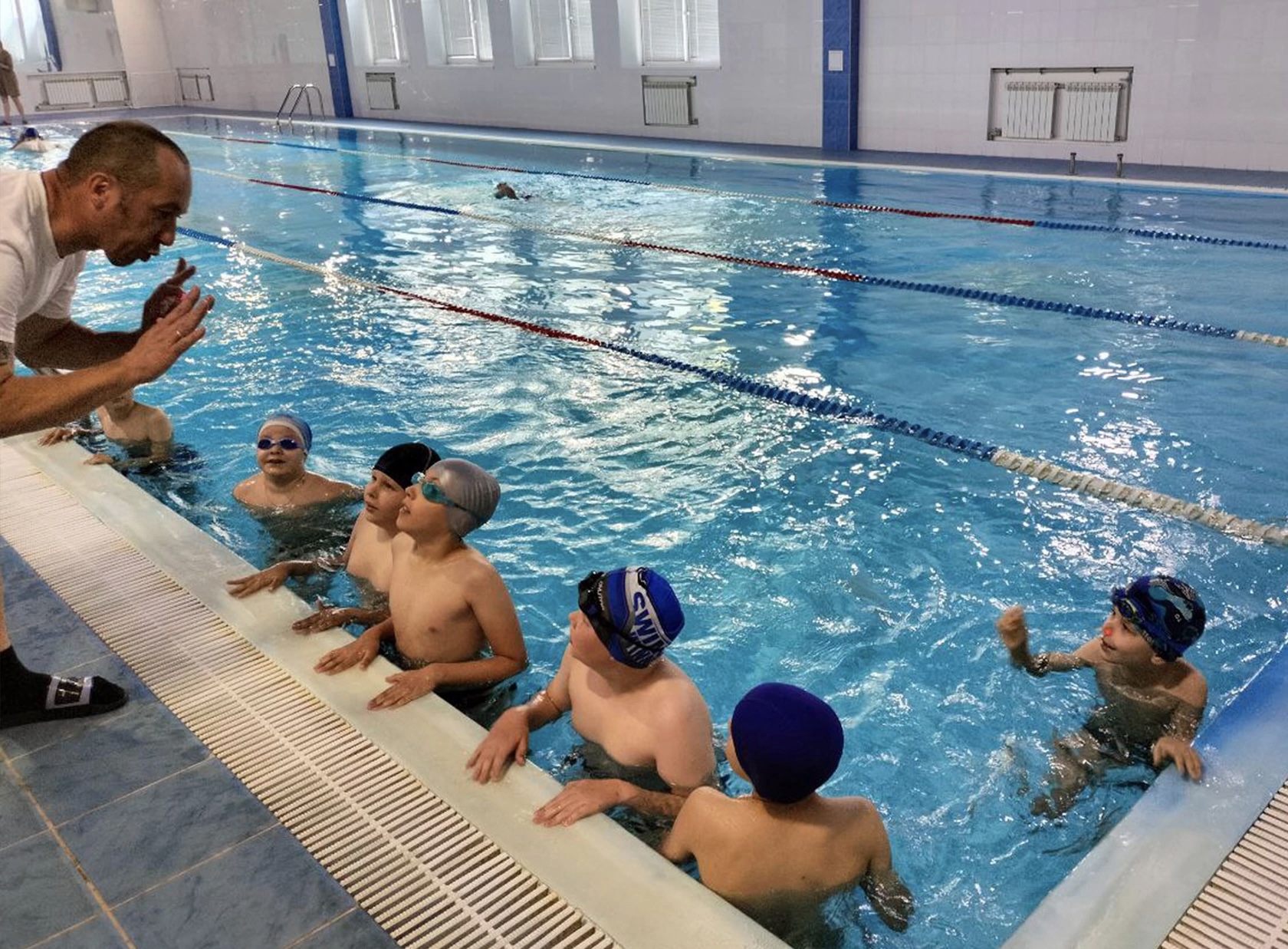 Юных чепчан учат безопасности на воде