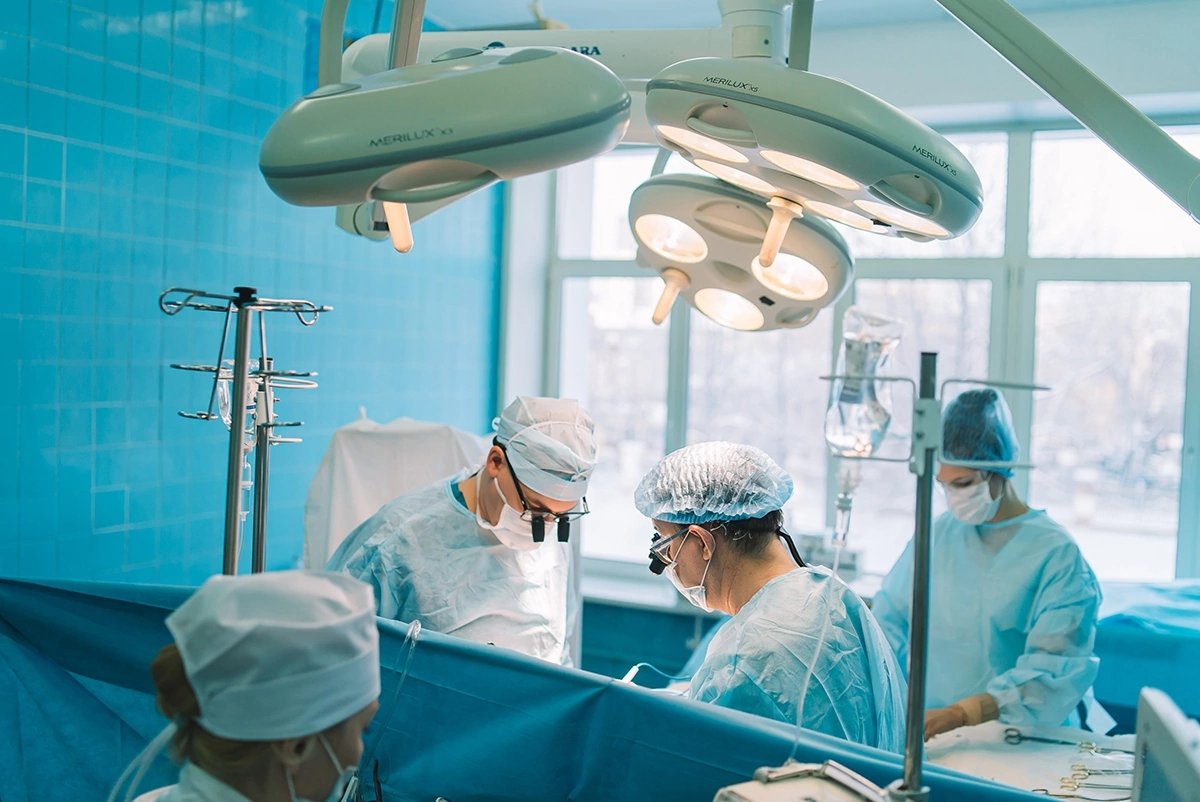 Кардиохирурги из Кировской области спасли жизнь жителя Саратова с трехдневным инфарктом 