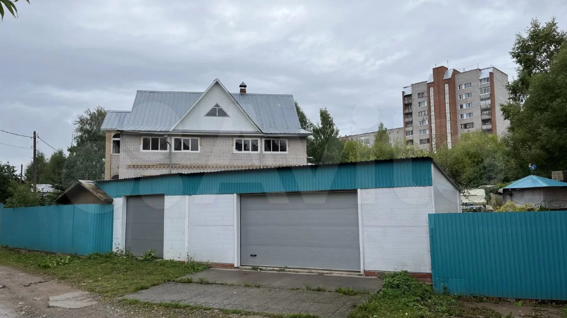 В центре Кирово-Чепецка продают дом за 10 миллионов рублей