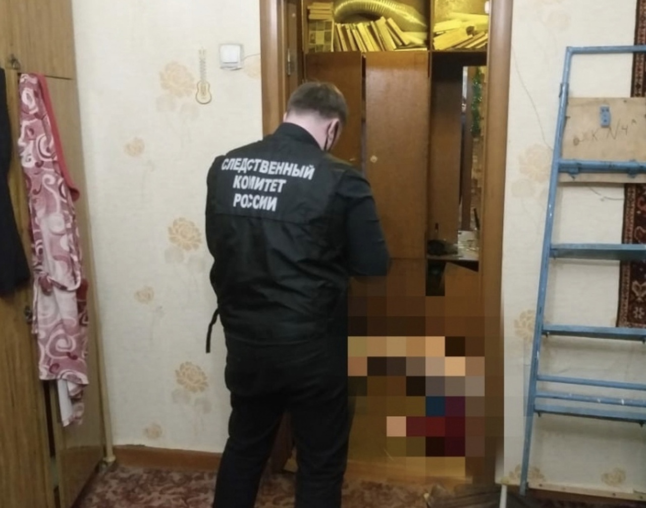 Скончался от обильной кровопотери: в Кировской области мужчина зарезал приятеля