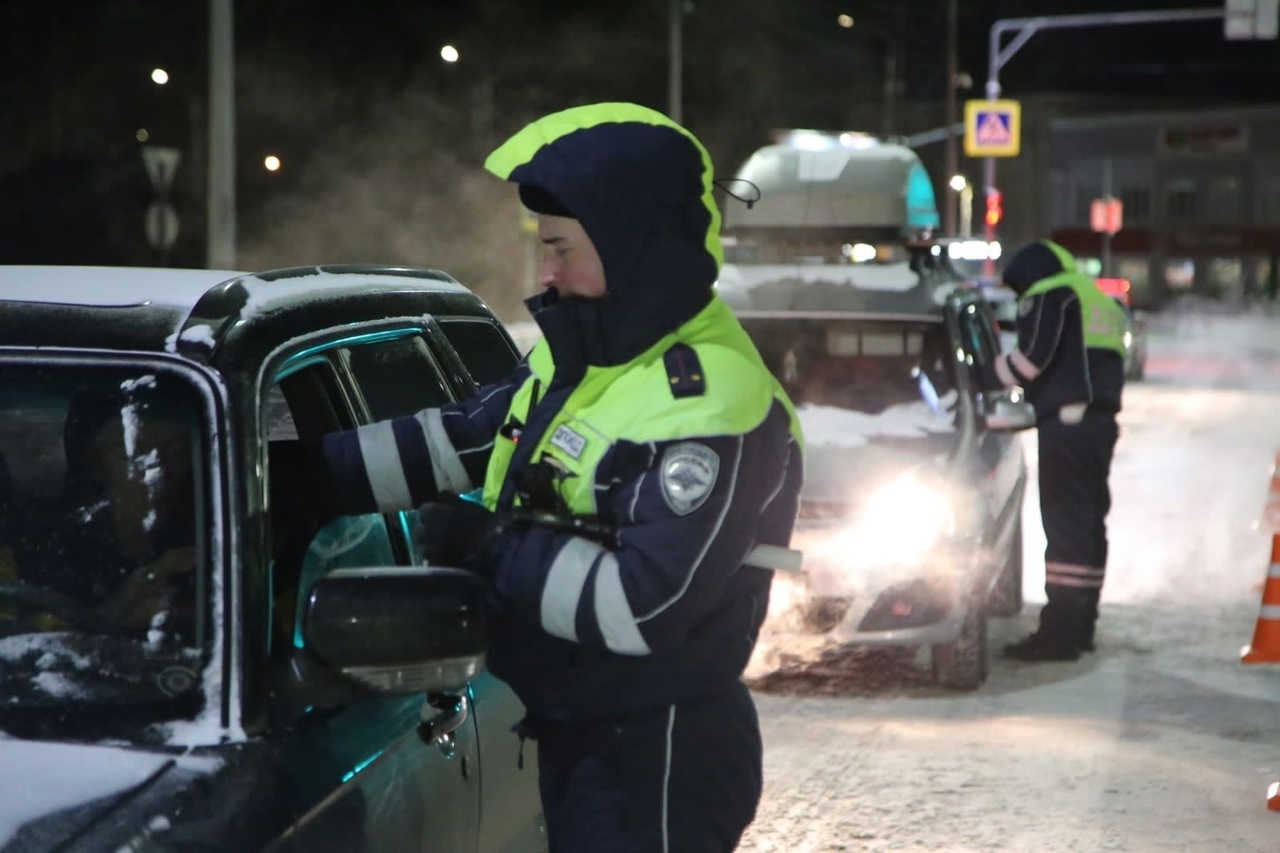 Кирово-чепецким инспекторам ДПС пришлось догонять пьяного водителя-рецидивиста без прав