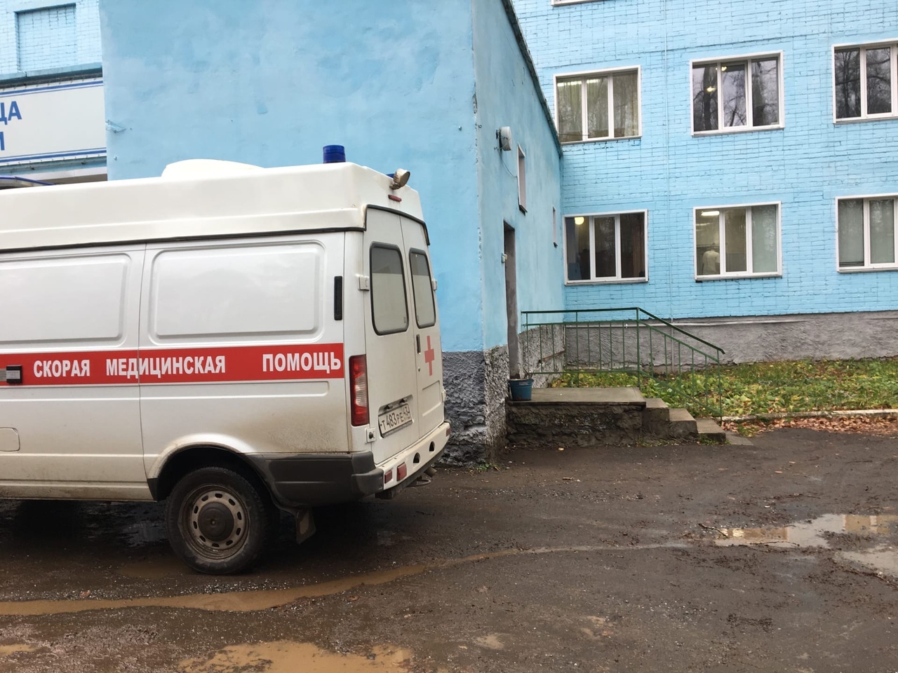 "Крови было - ужас, он ее буквально запинывал в асфальт”: очевидцы об избиении девушки в Чепецке