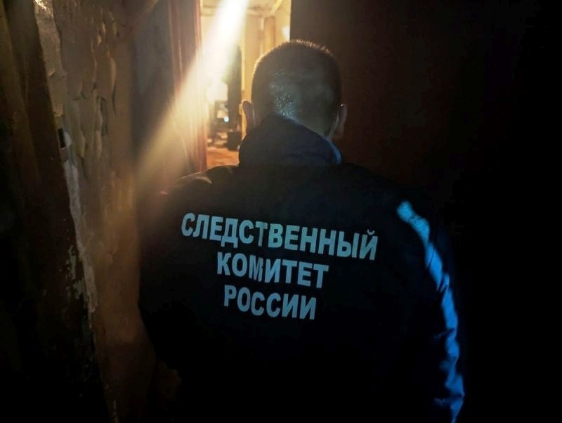В Зуевском районе хозяин дома после застолья нашел в подполье труп приятеля 