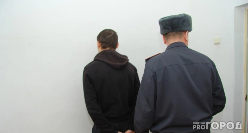 Чепчанин хотел побаловаться наркотическими веществами, но его задержала полиция