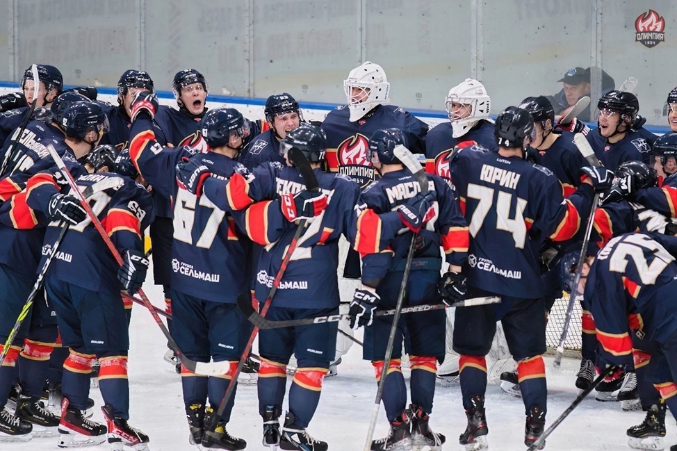В новом хоккейном сезоне кирово-чепецкая "Олимпия" проведет не менее 64 матчей