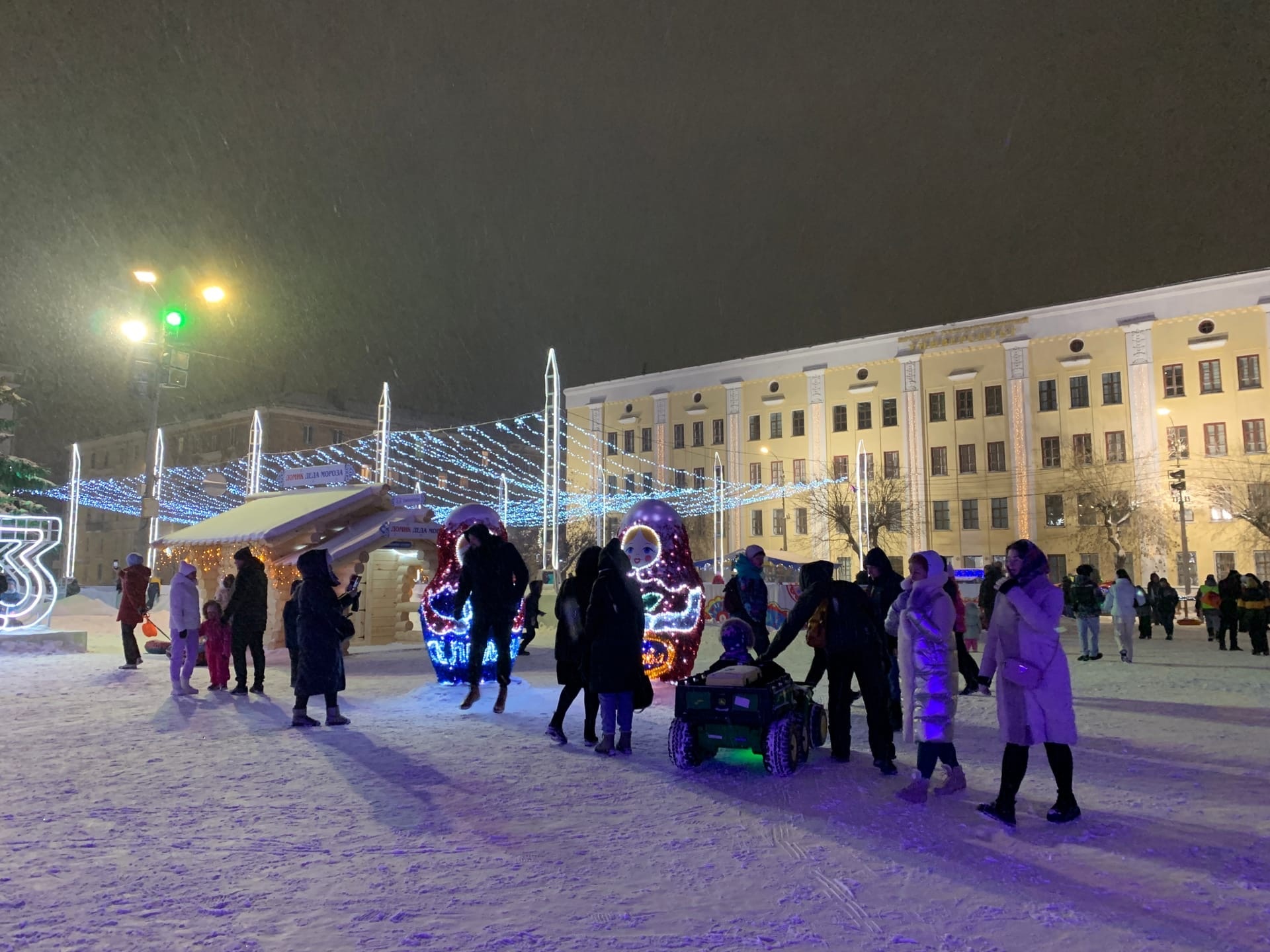 Выходные в январе изменили из-за обстановки в стране: новогодние каникулы 2024-2025 уже не будут такими, как раньше