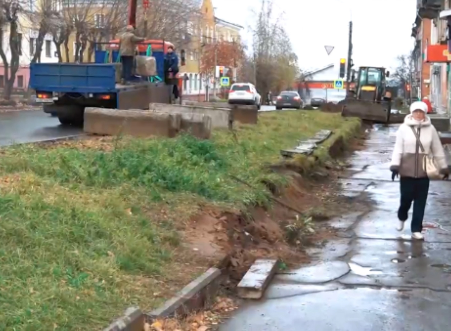 В Кирово-Чепецке собираются отремонтировать тротуар до снегопадов