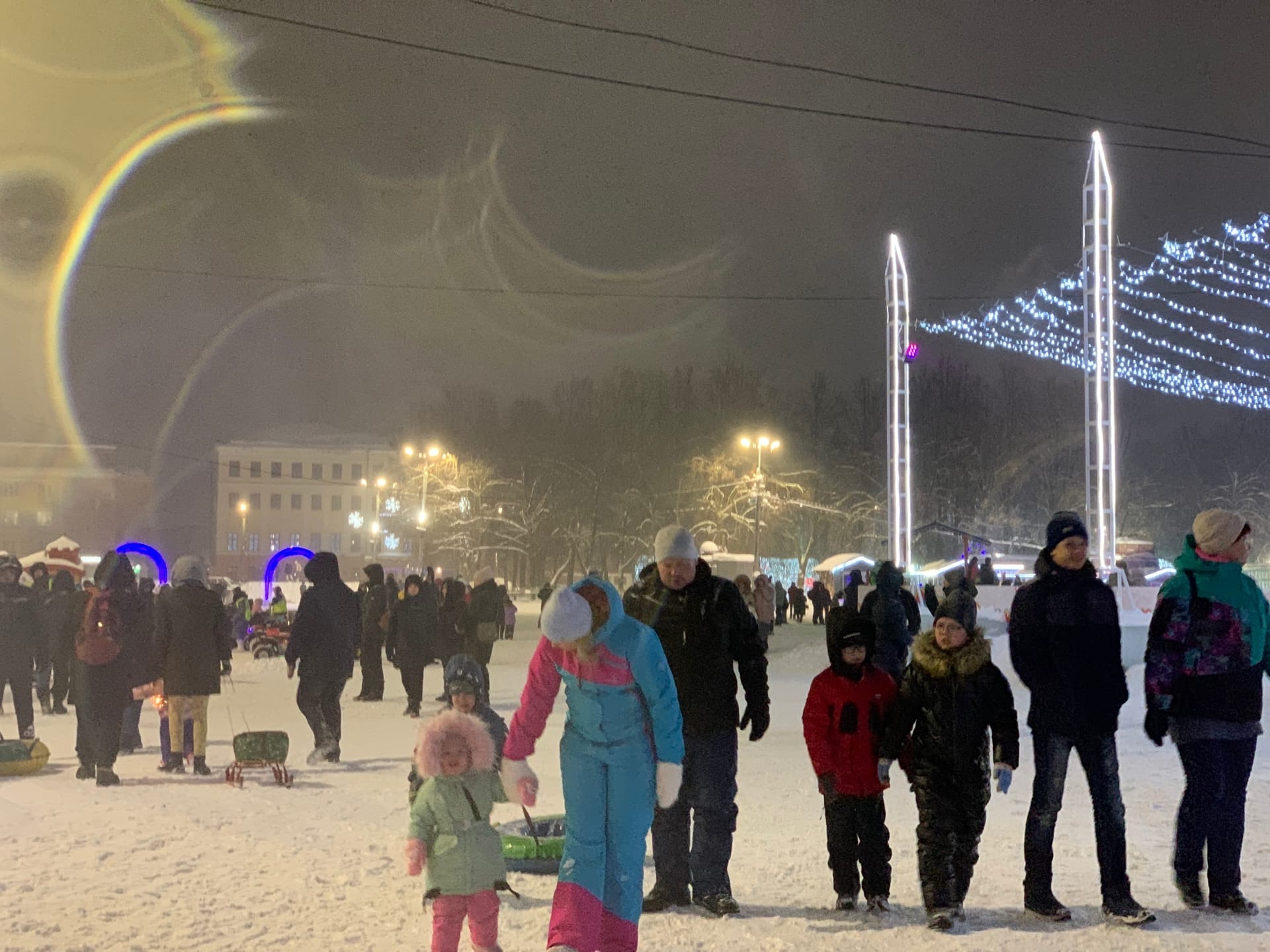 Выходные и праздники перенесли из-за обстановки в стране: новогодние каникулы 2024-2025 не будут прежними