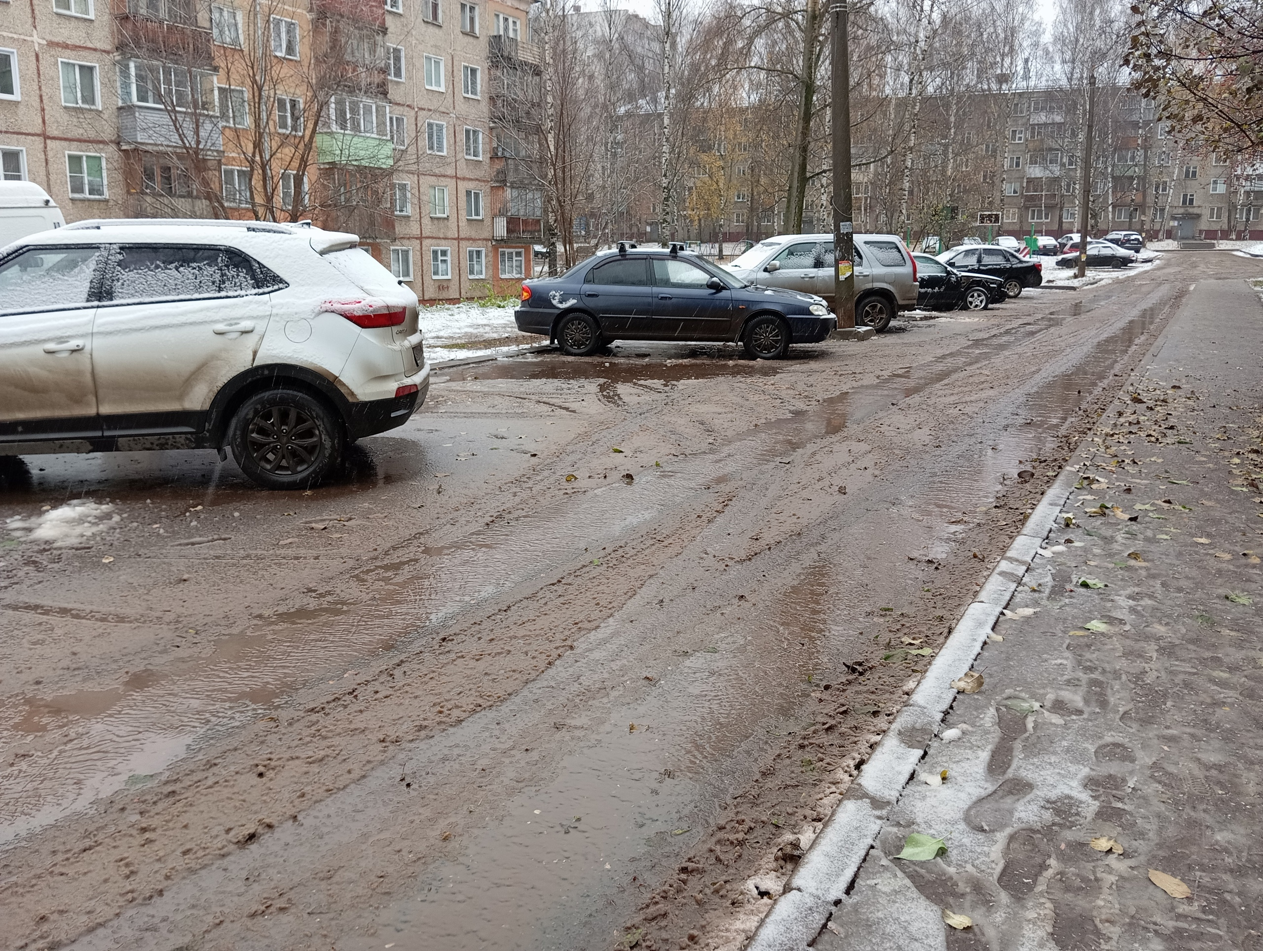 После этого вы не будете вспоминать про запотевшие стекла: оставьте пакетик под лобовым и ездите с кайфом всю зиму