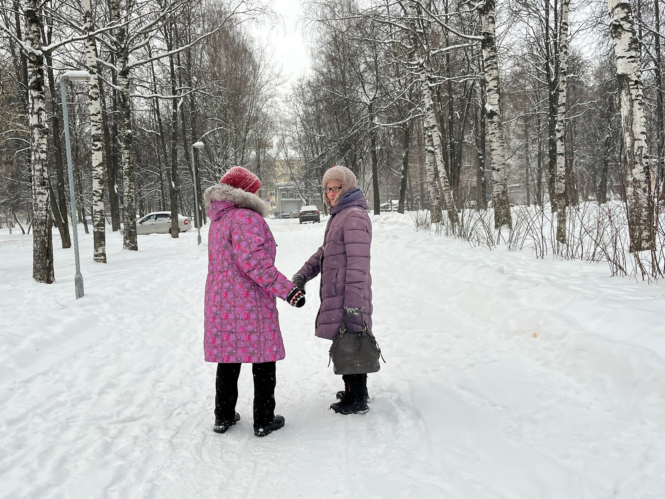 "С 1 января запретят полностью": всех, кто получает пенсию на банковскую карту, ждет сюрприз