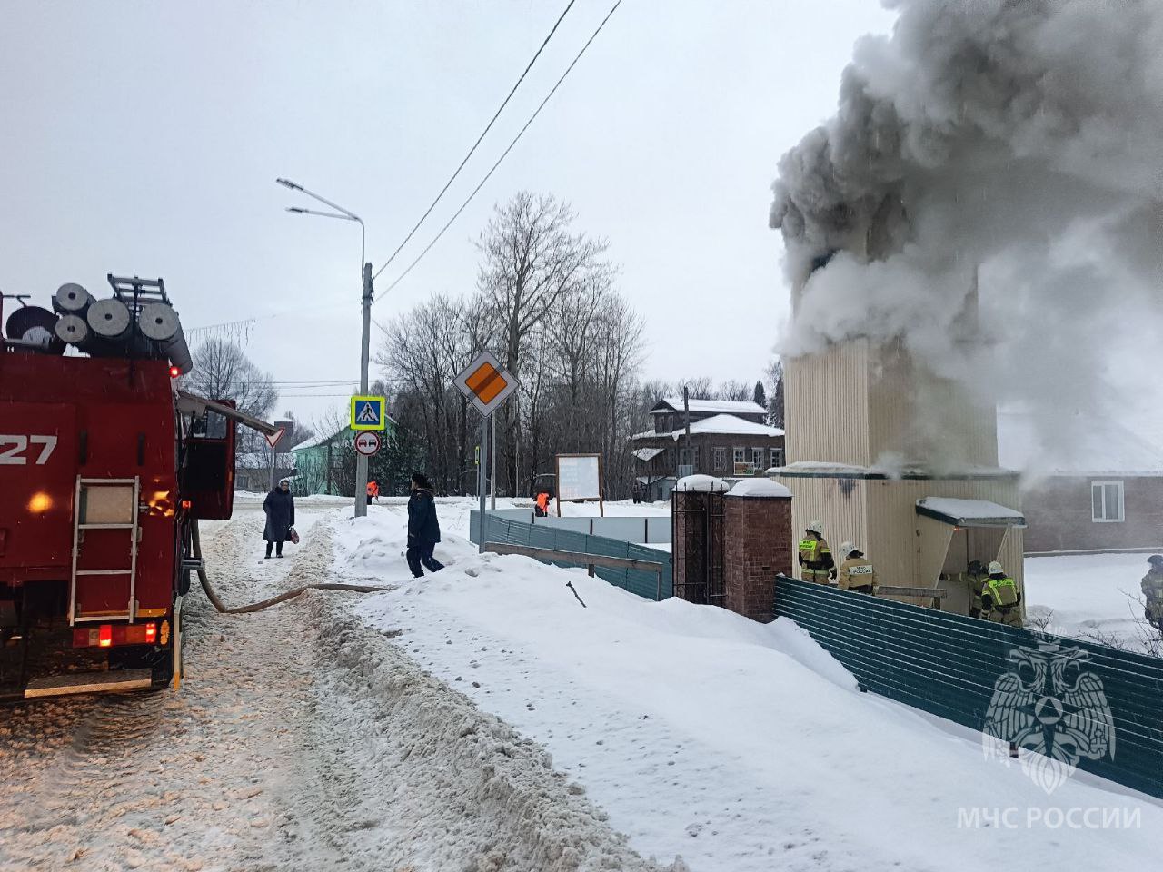 В Кирово-Чепецке тушили пожар на улице Почтовой