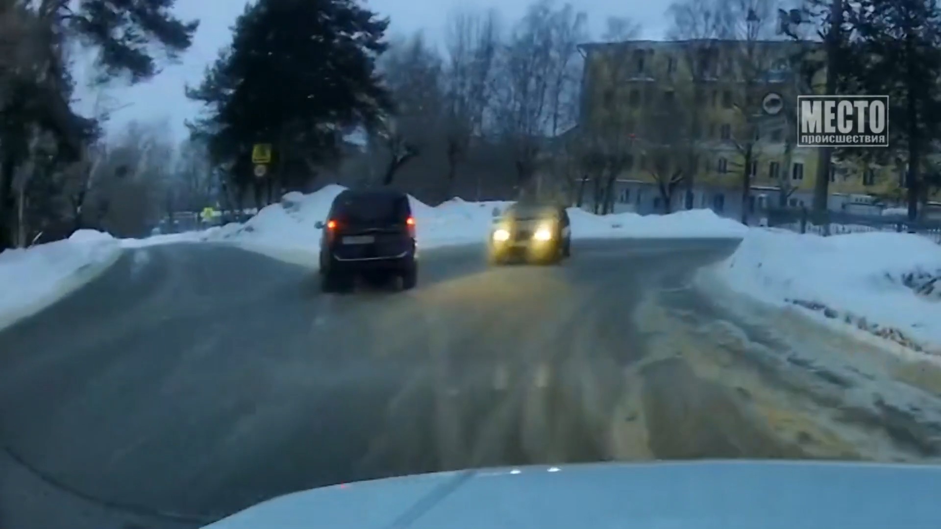 В Кирово-Чепецке сразу двум водителям пришлось уворачиваться от жесткого ДТП